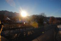 Morgensonne auf dem Weg nach Meran - Strecke von Lengmoos nach Bozen