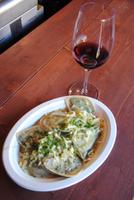 Schlutzkrapfen und ein 1/8 Roten - ideale Mittagsverpflegung