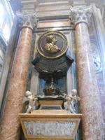 Besichtigung der Peterskirche (Denkmal für Christine von Schweden)