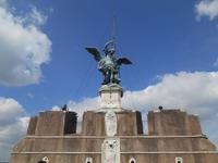 Besichtigung der Engelsburg (Engelsstatue auf der Burg)