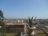 Ausblick von den Vatikanischen Museen auf die Stadt Rom
