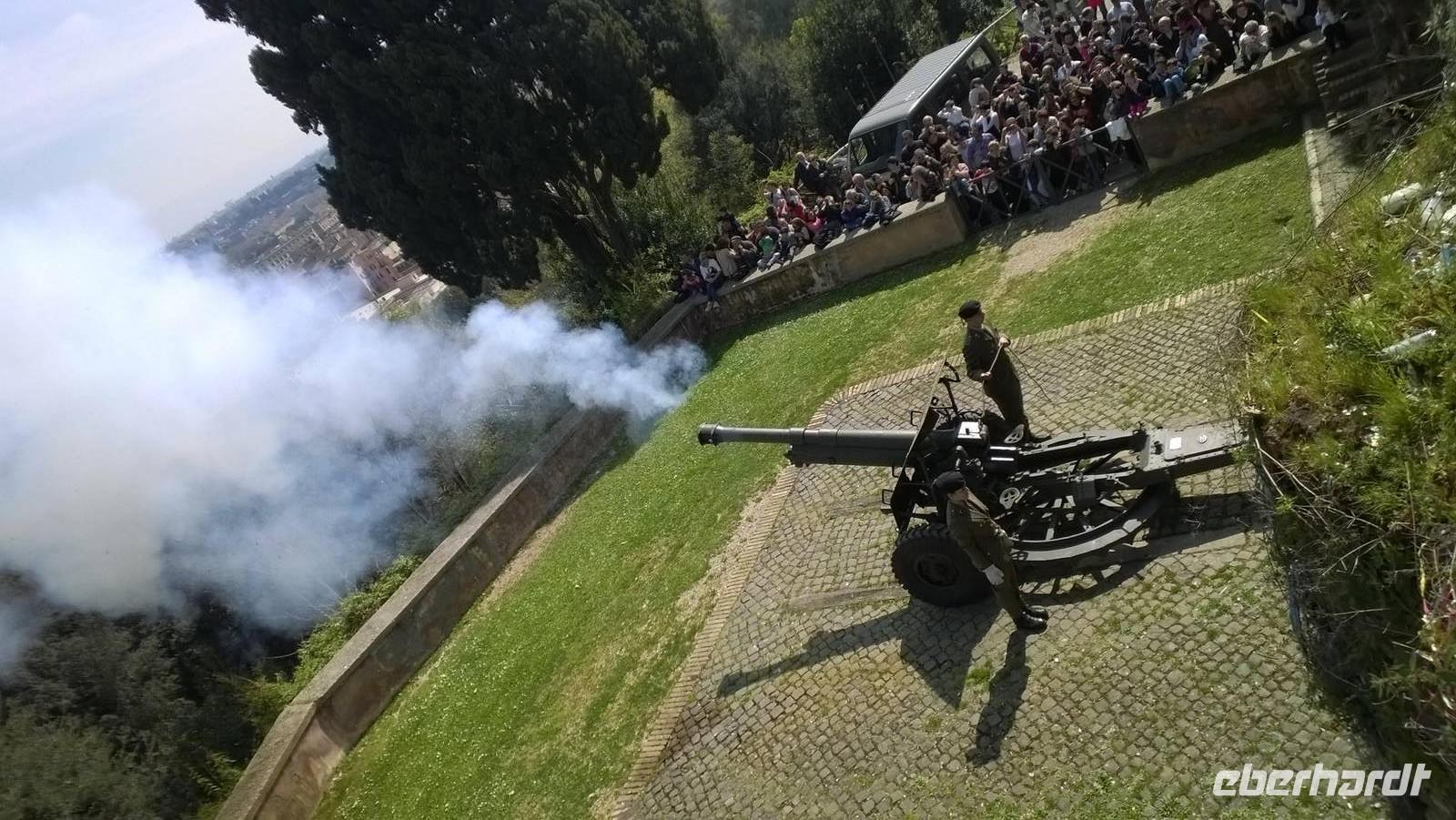 auf dem Gianicolo-Hügel ... (12-Uhr-Kanonenschuss)