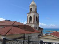 Kirche am Meer in Santa Maria di Castellabate