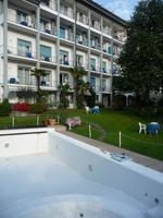 ... noch ist der Swimmingpool am Hotel nicht gefüllt, aber bald...