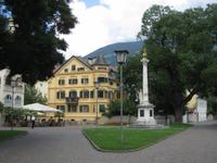 Brixen - Jahrtausensäule