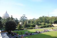 Blick auf einenTeil der Vatikanischen Gärten