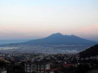 Der Vesuv im Morgengrauen