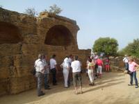 Gräber in der Stadtmauer von Agrigent