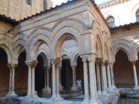 Brunnen im Benediktinerkreuzgang von Monreale