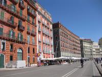 Neapel - Uferpromenade mit Hotels und Restaurants
