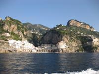 Überfahrt nach Capri an der Amalfiküste entlang - Atrani