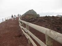 Wanderweg auf dem Kraterrand