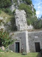 Caselle in Pittari, Kapelle der Grotte San Michele