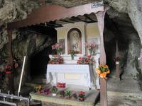 Caselle in Pittari, Grotte San Michele