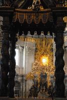Petersdom - Baldachin