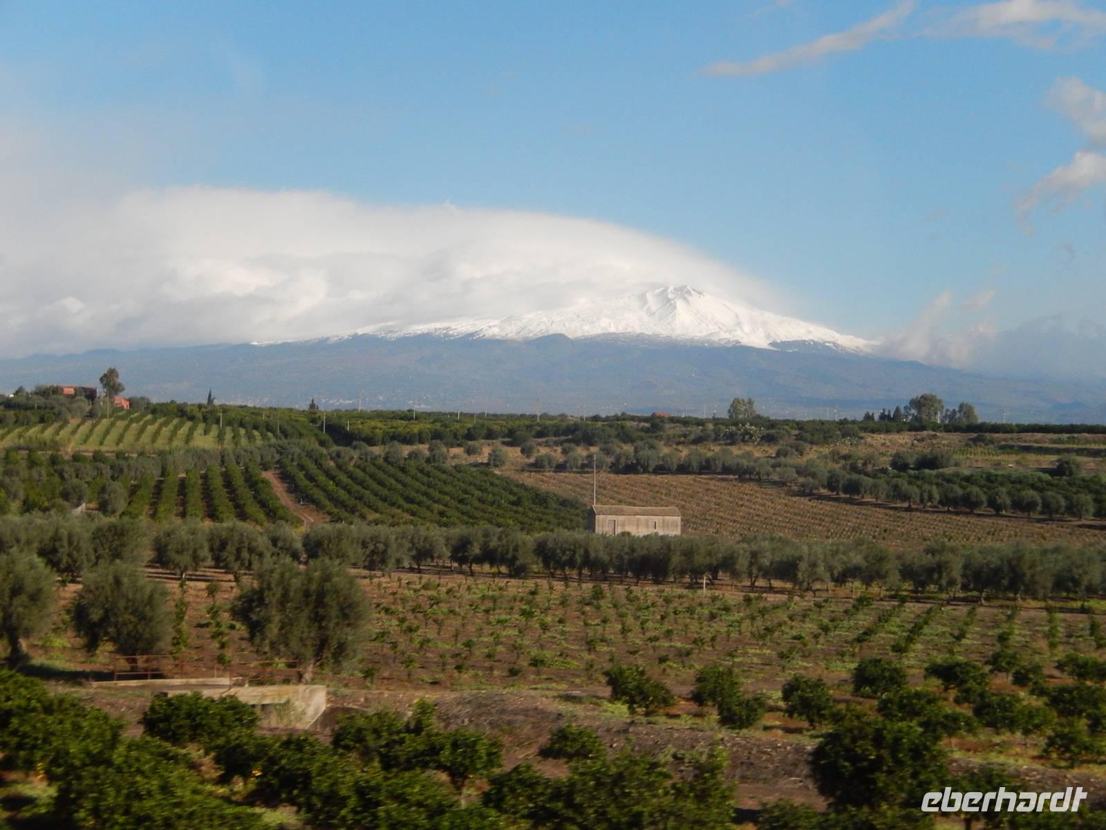 Ätna mit Schneekuppe