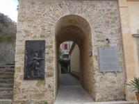 Cilento, Castellabate, Kirchplatz