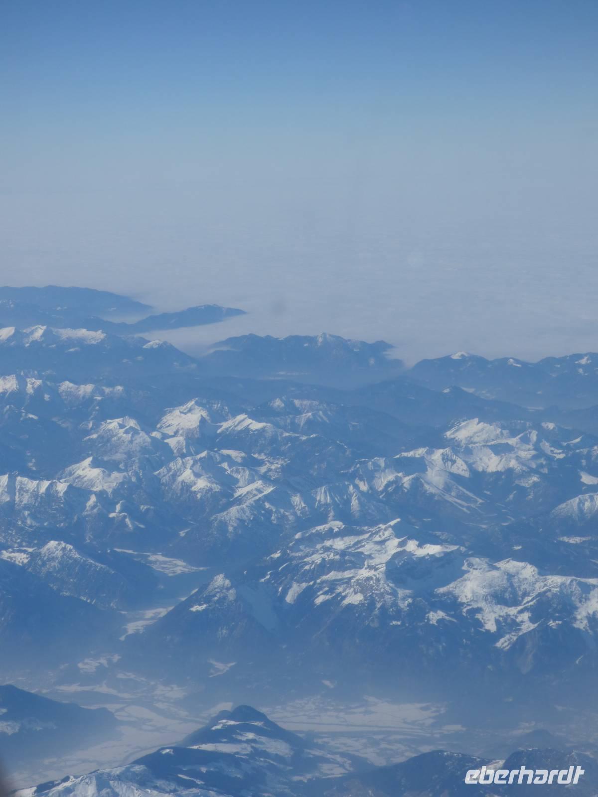 Über den Wolken // Flug nach Rom