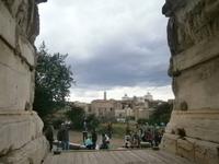 Blick durch den Titusbogen 