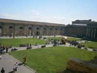 Blick über den Cortile delle Pigna