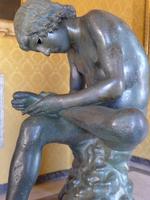 Originalstatue des Dornausziehers