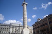 Piazza Colonna - Säule (Colonna) des Mark Aurel