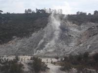 Schwefelausbrüche in den Phlegräischen Feldern