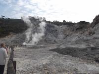 Schwefelausbrüche in den Phlegräischen Feldern