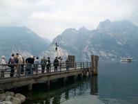 Eberhardt- Reisegruppe am Bootsanleger  Torbole