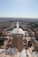 Blick von der Kuppel der Kirche S. Pietro