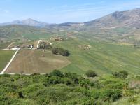sizilianische Landschaft bei Segesta