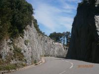 Durch diese hohle Gasse