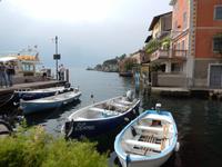 kleiner Hafen in Limone