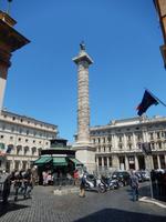 Unser weiterer Weg führte uns an der Siegessäule des Marc Aurel vorbei