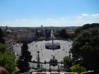 Von dort kann man auch sehr schön den Piazza del Popolo überblicken
