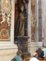 Statue von Papst Pius XII., der während des zweiten Weltkriegs amtierender Papst war