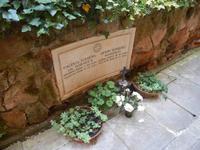 Heute haben das Begräbnisrecht nur einige deutsche Bruderschaften