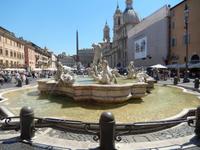 Am Piazza Navona machten wir eine kleine Pause und genossen das leckere italienische Eis
