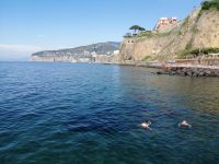 Anbaden direkt im Meer, Sorrent