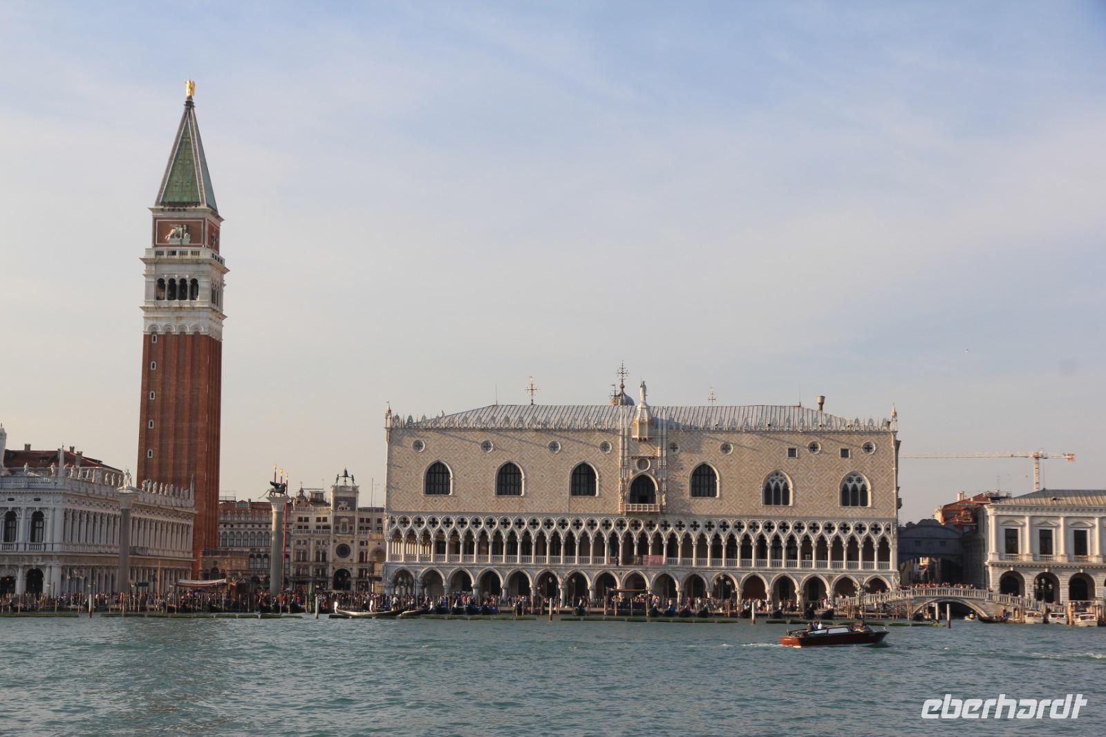Blick auf Venedig vom Boot aus