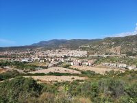 Bosa im Temo-Tal