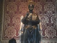 Bronzestatue Petrus