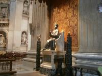 Bronzestatue Petrus