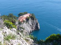 Capri 10