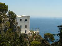 Capri 8