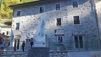 Carrara (Cave di Colonnata - Künstler-Atelier von Boutros Romheim)