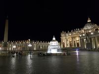 Der Petersplatz in Rom (1)