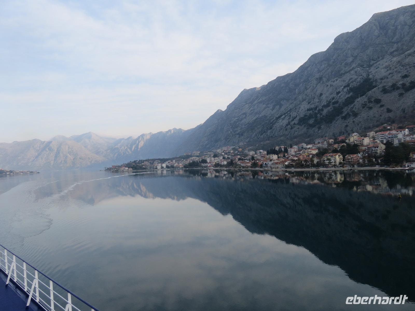 Einlaufen in Kotor