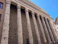 Hadrianeum Rom