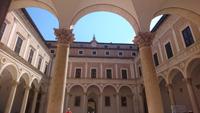 Innenhof Palazzo Duccale
